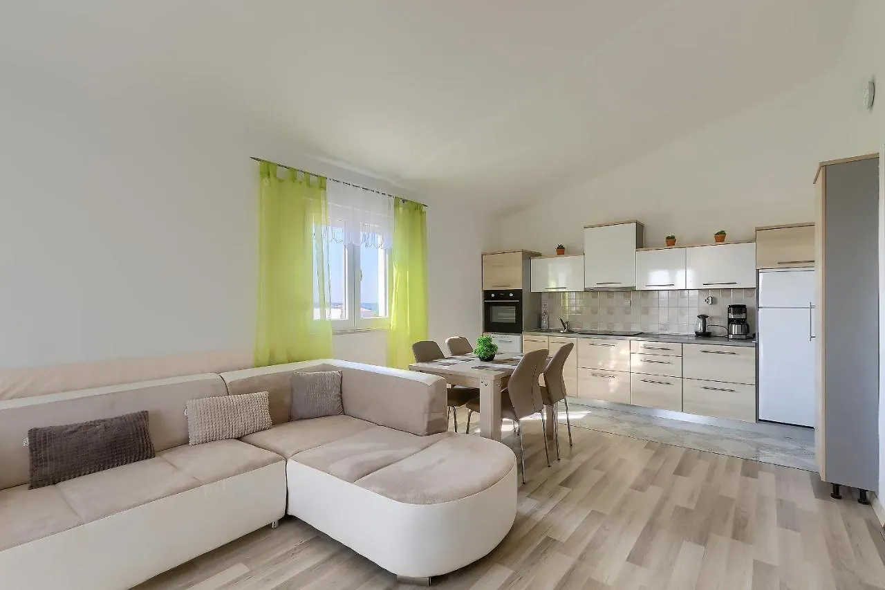 Apartment Marija Fazana