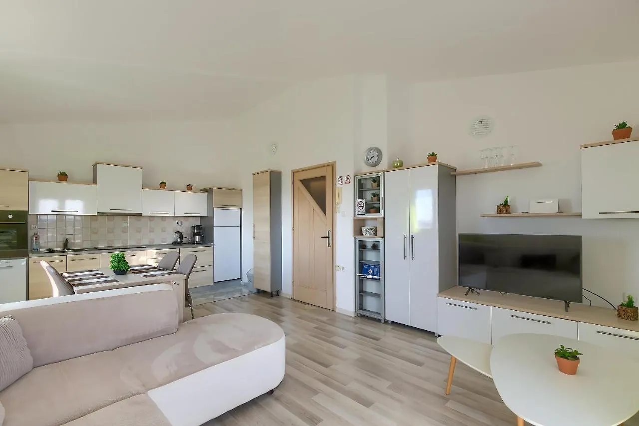 Apartment Marija Fazana Croatia